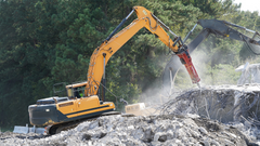 Connect Work Tools CH Series Hydraulic Breaker for 16–70 Ton Excavators | Demolition Hammer for Concrete & Rock