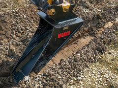 Mongo | Spade Bucket For Excavator (2000-10000 lbs.)