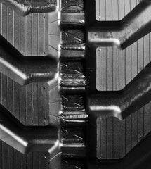 Bobcat T830 Rubber Track 450x86x58 ( 18" ) Directional Block Pattern