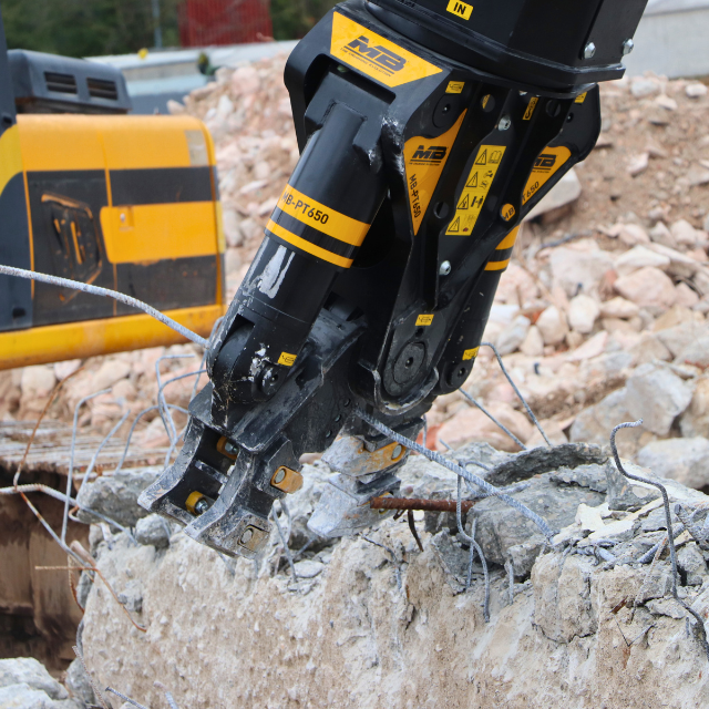 MB Crusher | Demolition Pulverizer | Model MB-PT650 | Overall Width 56" | Machine Size 6.5–13 Tons | For Excavators