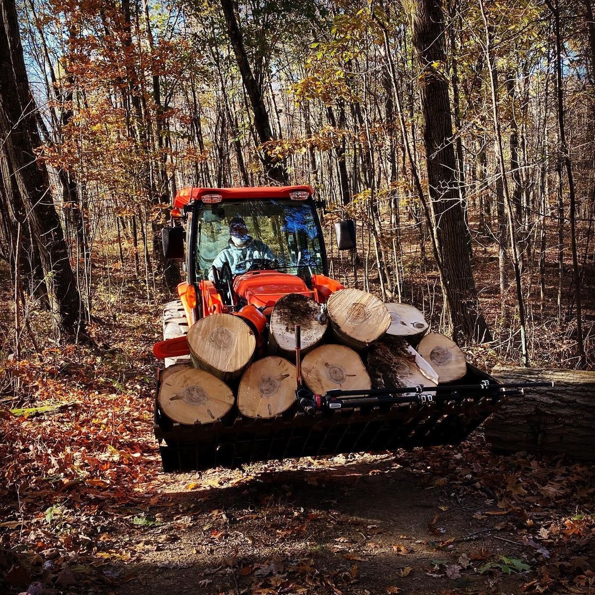 Top Dog Attachments | Standard Firewood Bucket