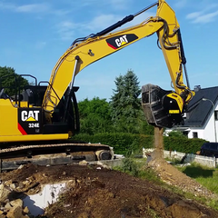 MB Crushers Bucket Crusher | Model BF80.3 S4 | Mouth Opening Width 33" | Machine Size 18-29 Tons | For Excavators