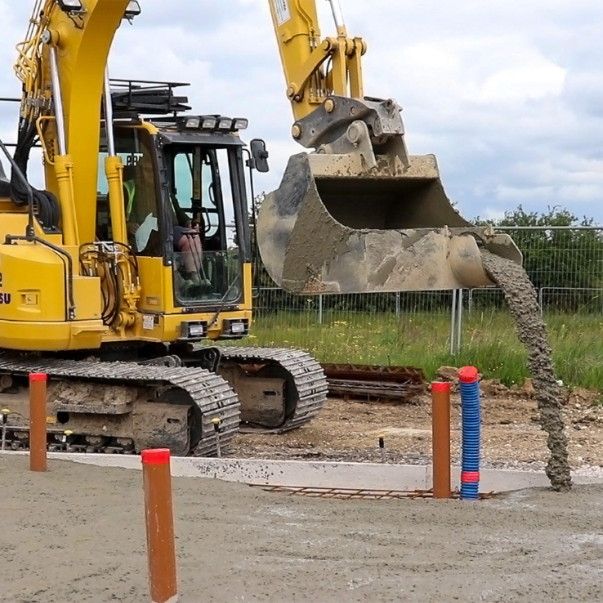 Komatsu PC88 Concrete Pouring Bucket