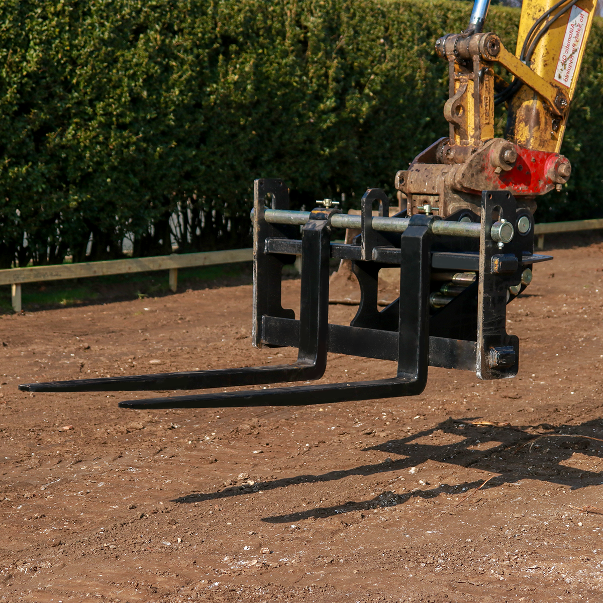 Bobcat E145 Pallet Forks