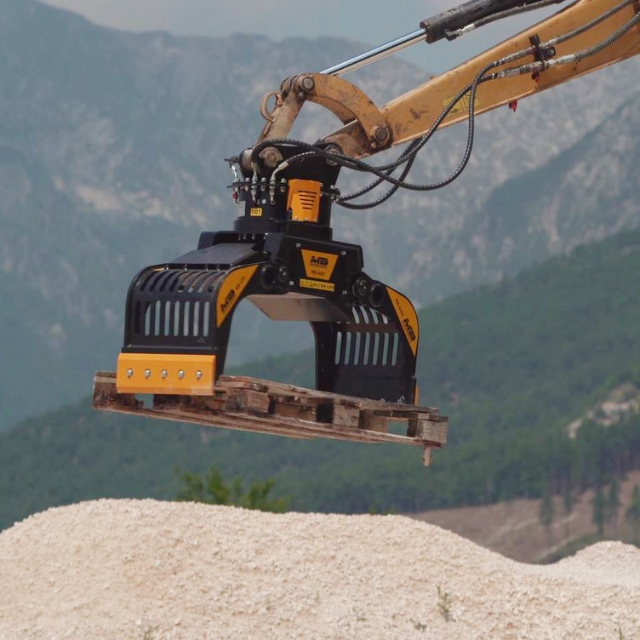MB Crushers Sorting Grapple | Model MB-G450 S4 |  Width 27.6" | Machine Size 3-6 Tons | For Excavators