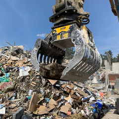 MB Crushers Sorting Grapple | Model MB-G900 S4| Width 35.4" | Machine Size 12-18 Tons | For Excavators