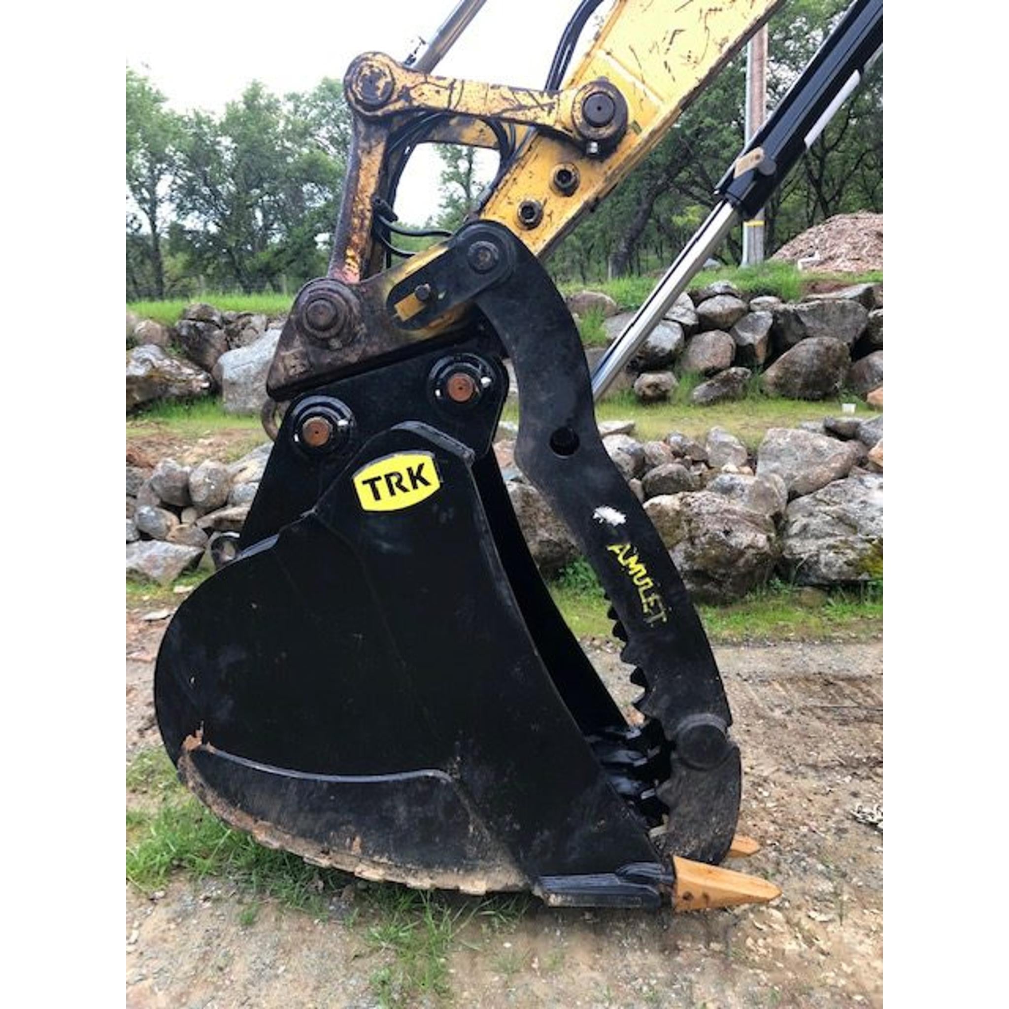 Amulet PowerClamp Hydraulic Thumb For Excavator