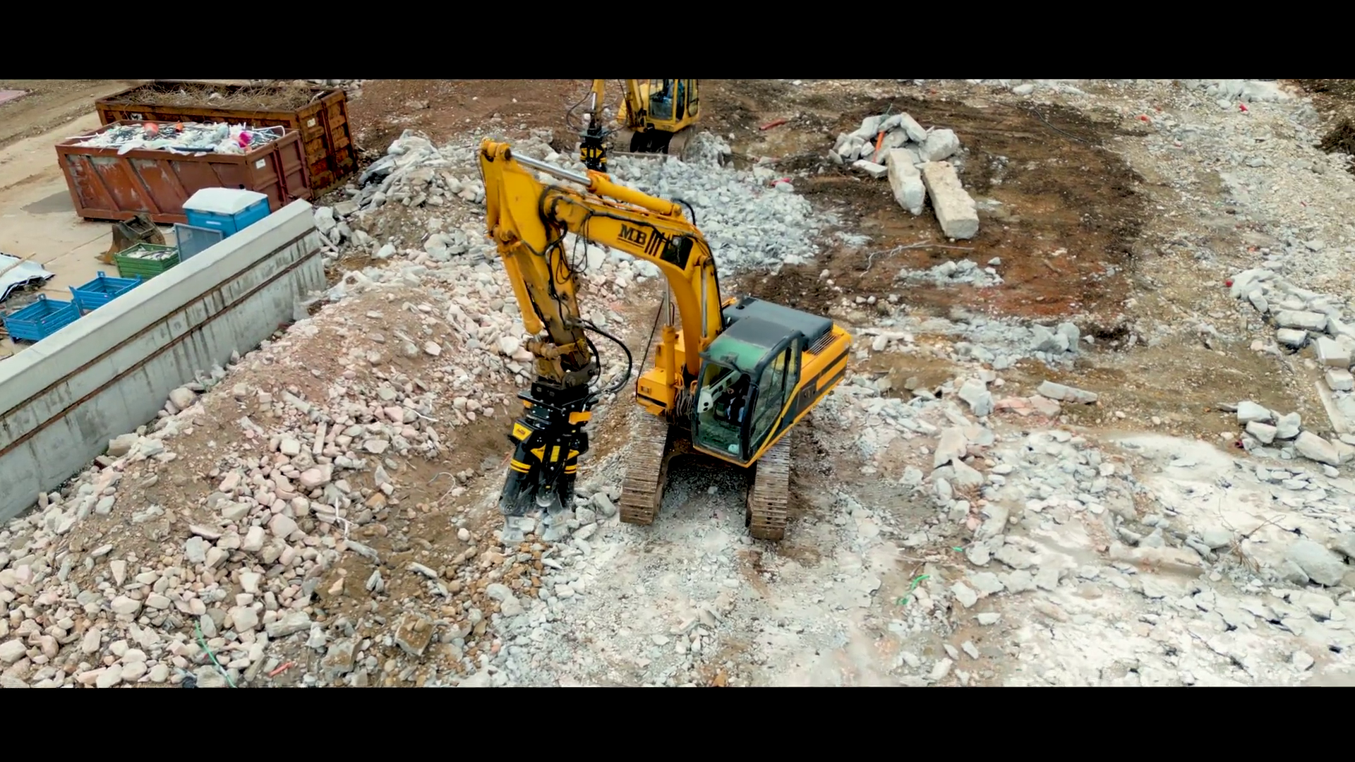 MB Crusher Demolition Pulverizer | Model MB-PT1650 | Overall Width 55" | Machine Size 19-25 Tons | For Excavators